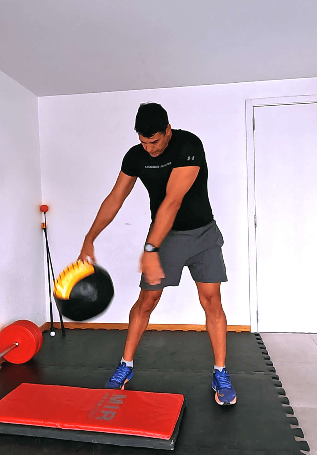 Medicine ball slams — potencia